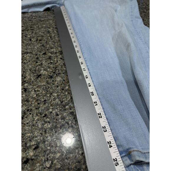 Levis Boyfriend Jeans Womens 24W Light Wash Denim Stretch Relaxed Fit Plus - Picture 4 of 8